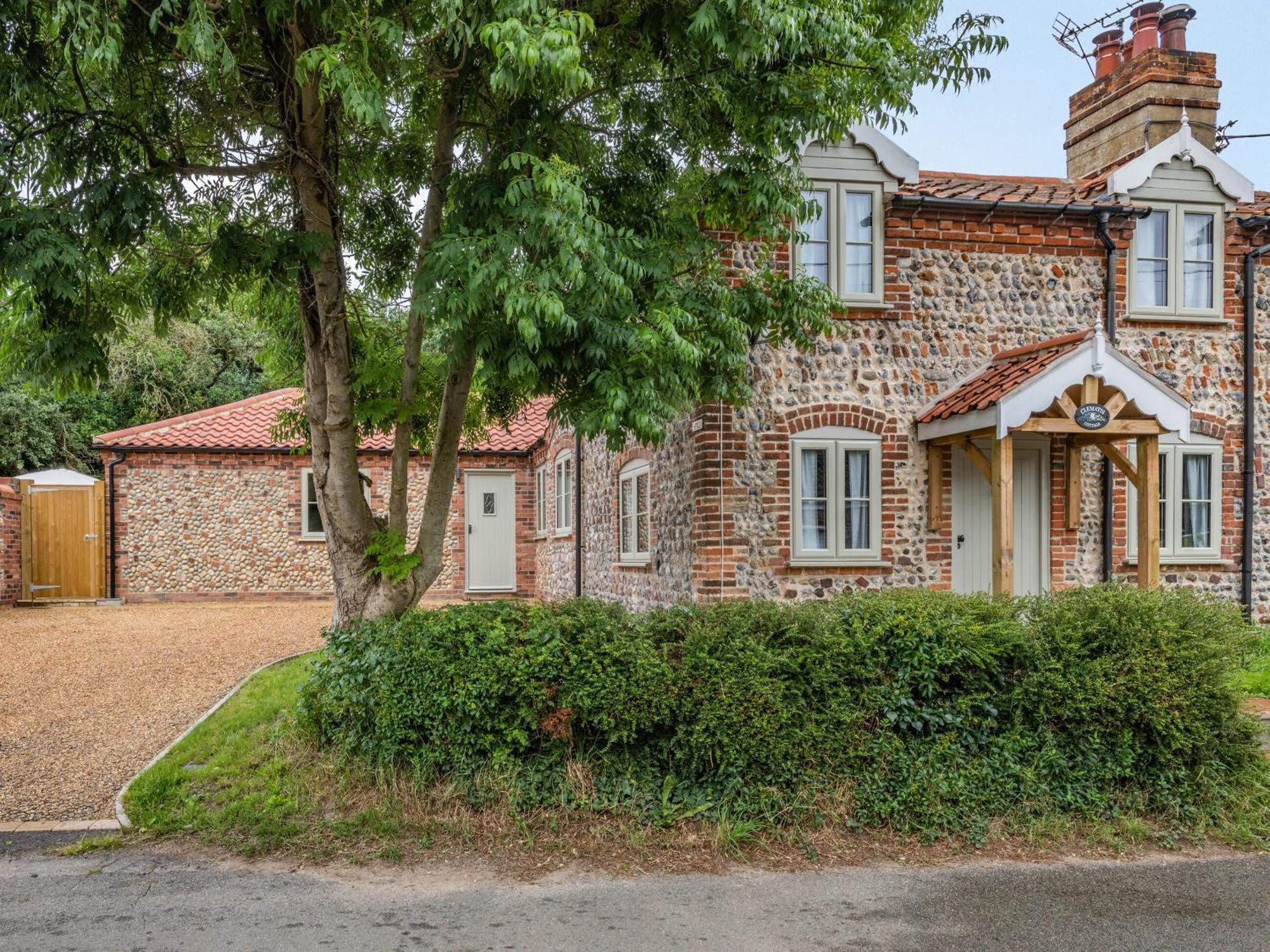 Clematis Cottage Thorpe Market ภายนอก รูปภาพ